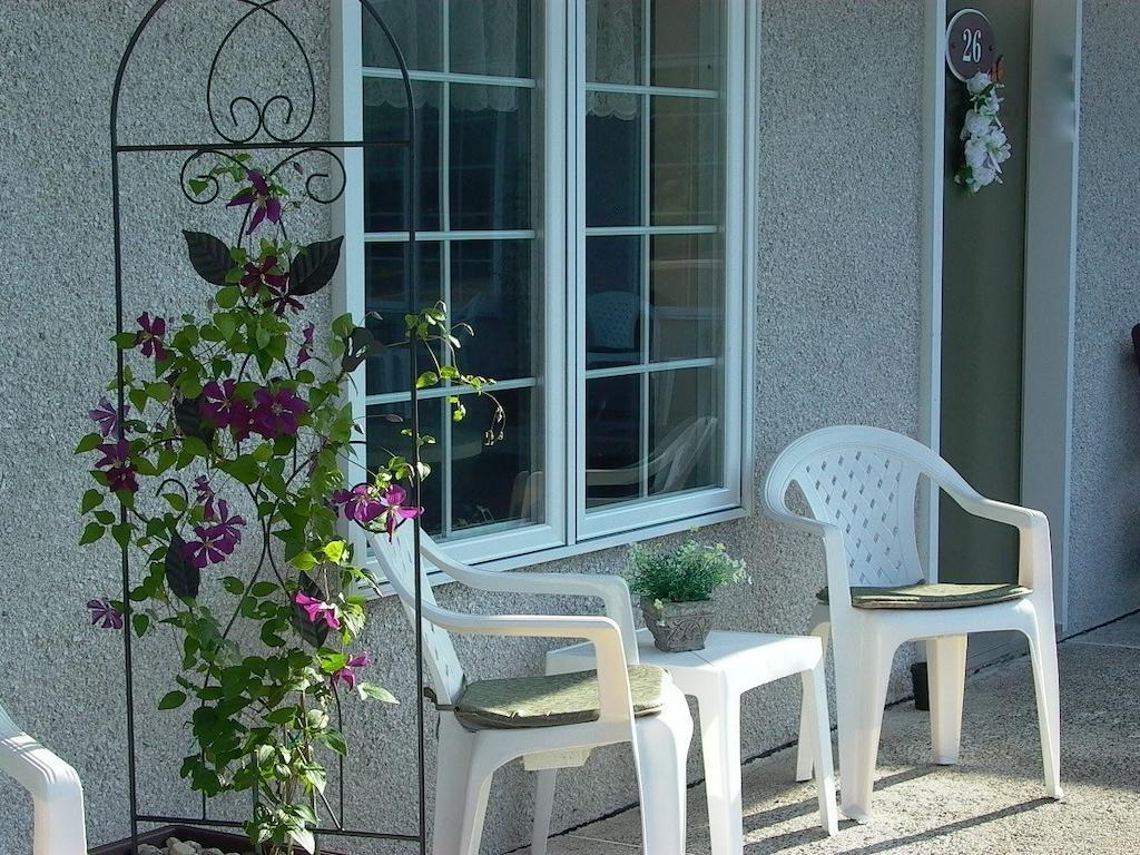 Motel La Cheminee Сен-Жером Экстерьер фото