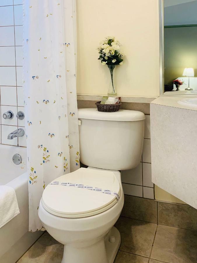 Motel La Cheminee Сен-Жером Экстерьер фото